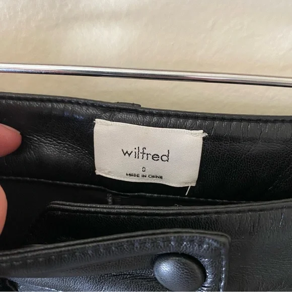 Aritzia Wilfred Rebel Pant High-waisted Vegan Leather pants
